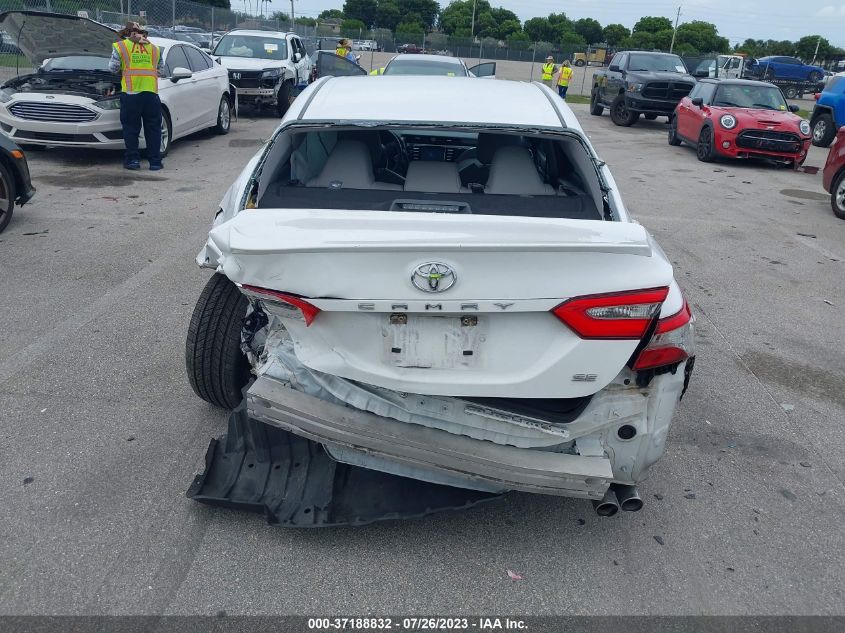 2018 TOYOTA CAMRY LE/SE/XLE/L - 4T1B11HK3JU565835