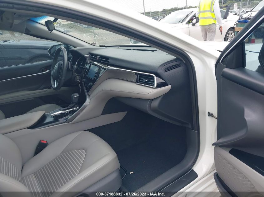 2018 TOYOTA CAMRY LE/SE/XLE/L - 4T1B11HK3JU565835