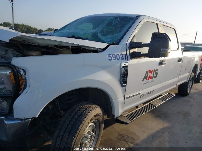 2017 FORD SUPER DUTY F-250 SRW LARIAT/PLATINUM - 1FT7W2BT6HED59027