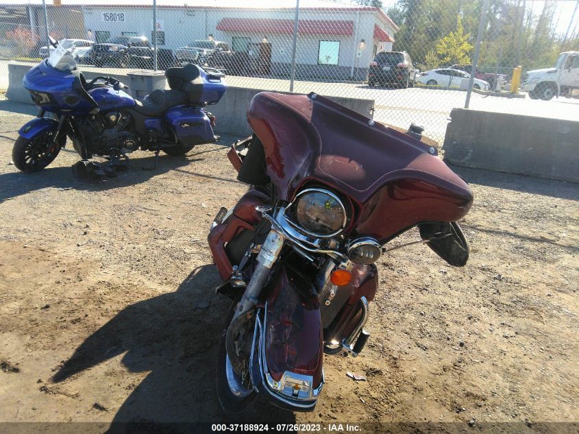 2008 HARLEY-DAVIDSON FLHT CLASSIC 1HD1FF4158Y692812