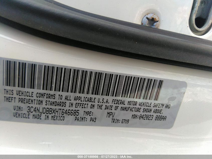 2017 JEEP COMPASS LATITUDE - 3C4NJDBBXHT646685
