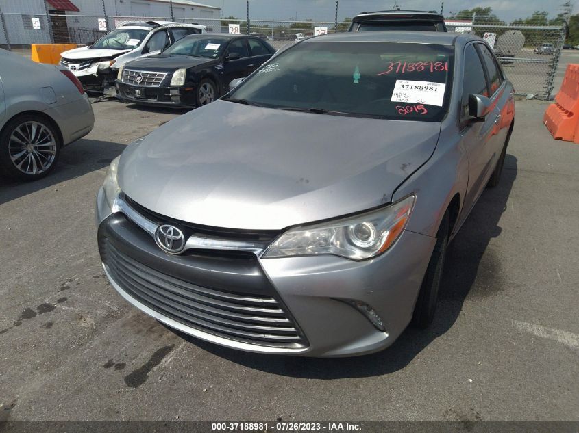 VIN 4T1BF1FK3FU065704 2015 TOYOTA CAMRY no.11