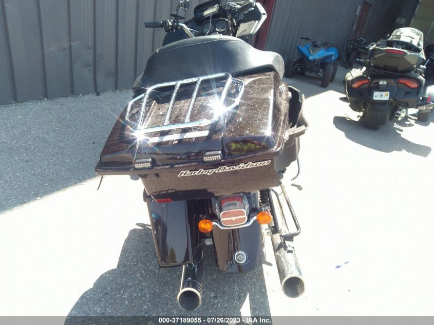 2011 HARLEY-DAVIDSON FLTRU - 1HD1KGM19BB634245