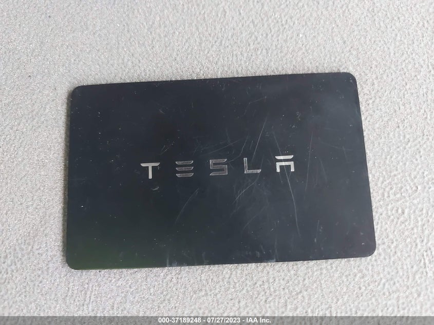 VIN 7SAYGDEE7NF329011 2022 TESLA MODEL Y LONG RANGE