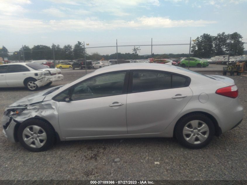 2016 KIA FORTE LX - KNAFK4A66G5478481