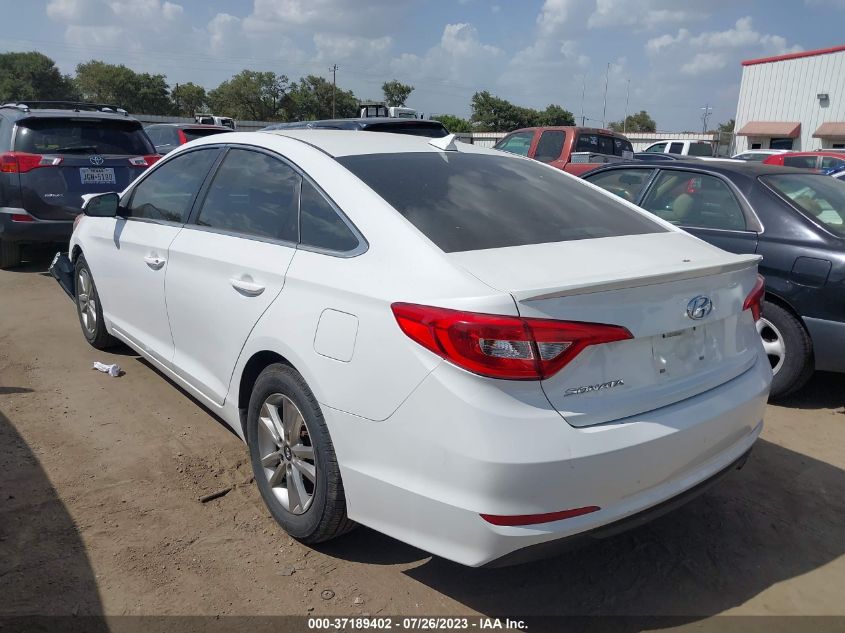 2015 HYUNDAI SONATA SE - 5NPE24AF5FH001831