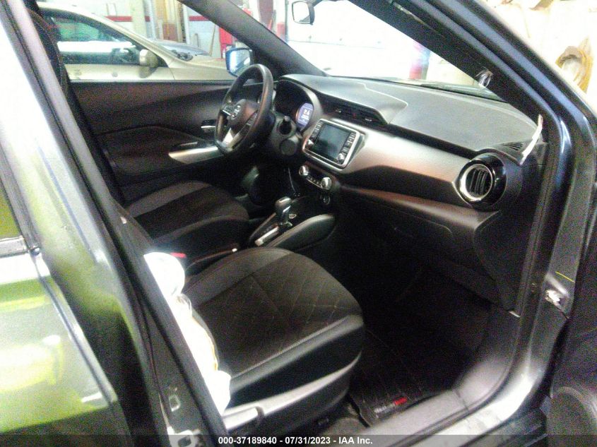 2019 NISSAN KICKS SV - 3N1CP5CU9KL563948