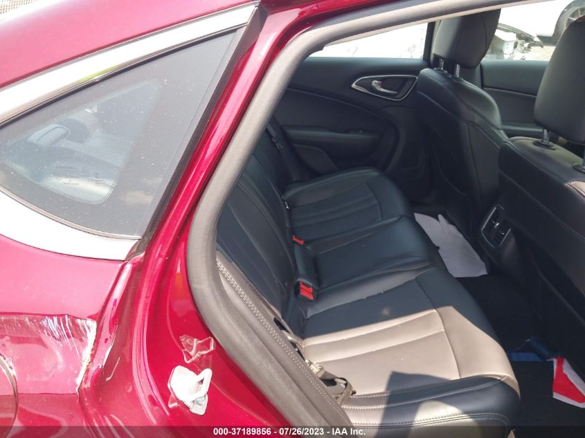 2015 CHRYSLER 200 C - 1C3CCCCB7FN622467