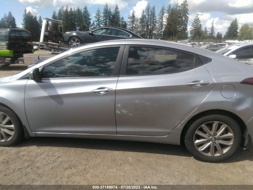 2016 HYUNDAI ELANTRA SE - 5NPDH4AEXGH718485