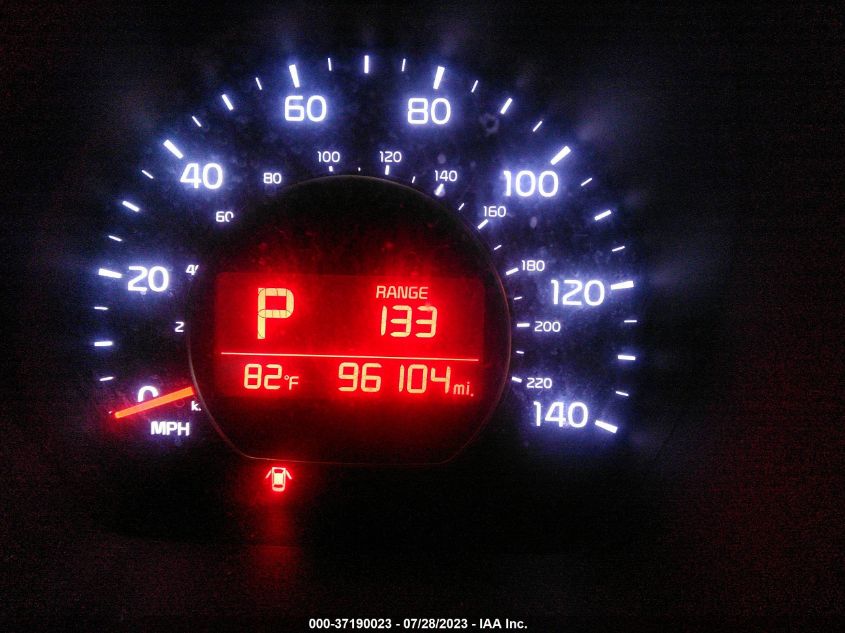2016 KIA SOUL + - KNDJP3A53G7240205