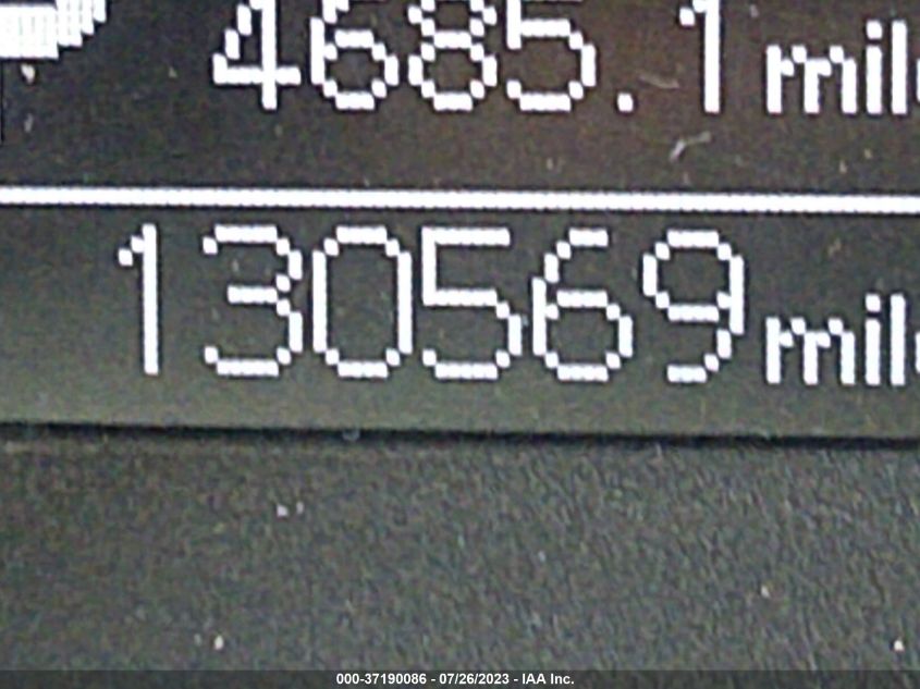2015 TOYOTA COROLLA L/LE/S/S PLUS/LE PLUS - 5YFBURHE8FP263207