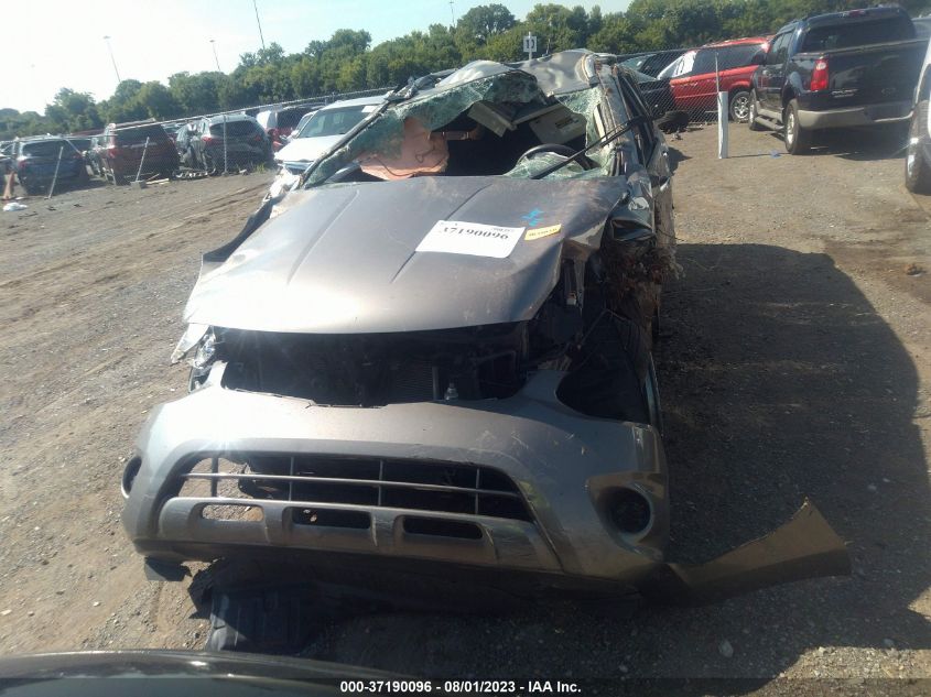 2015 NISSAN ROGUE SELECT S - JN8AS5MT2FW160021