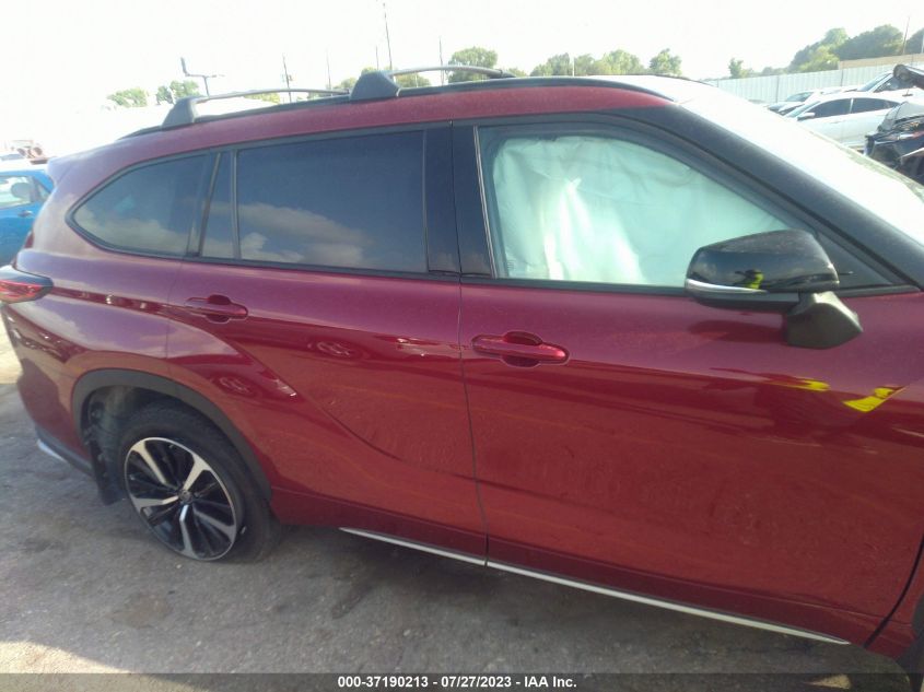 2022 TOYOTA HIGHLANDER XSE - 5TDLZRAH8NS132827