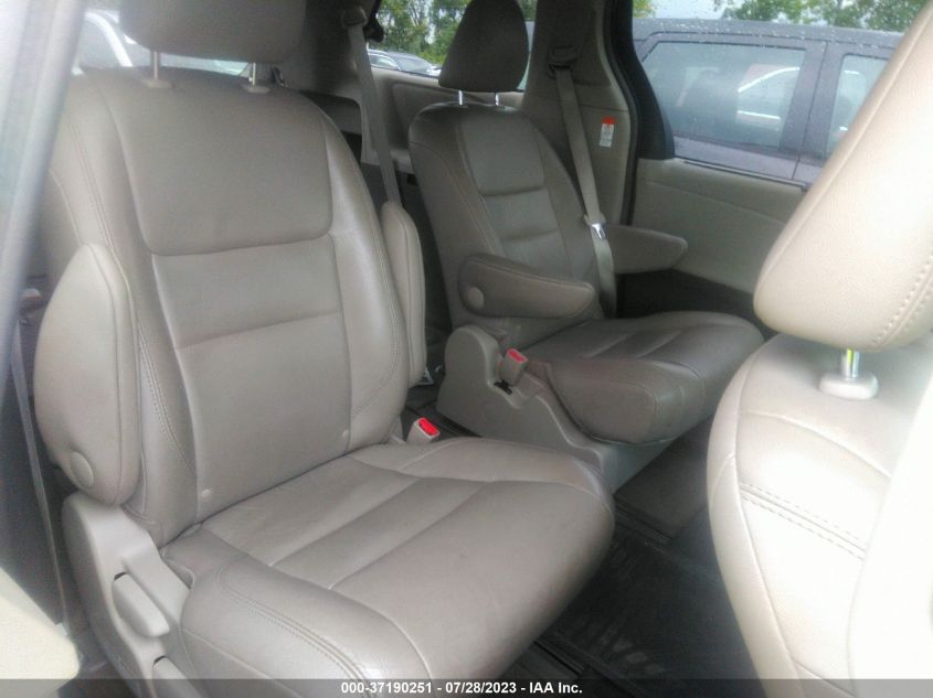 2017 TOYOTA SIENNA XLE - 5TDDZ3DC1HS156585