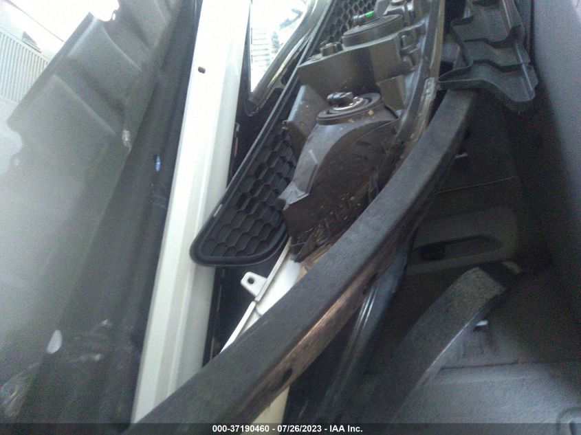2013 TOYOTA SIENNA LE - 5TDKK3DC0DS338459