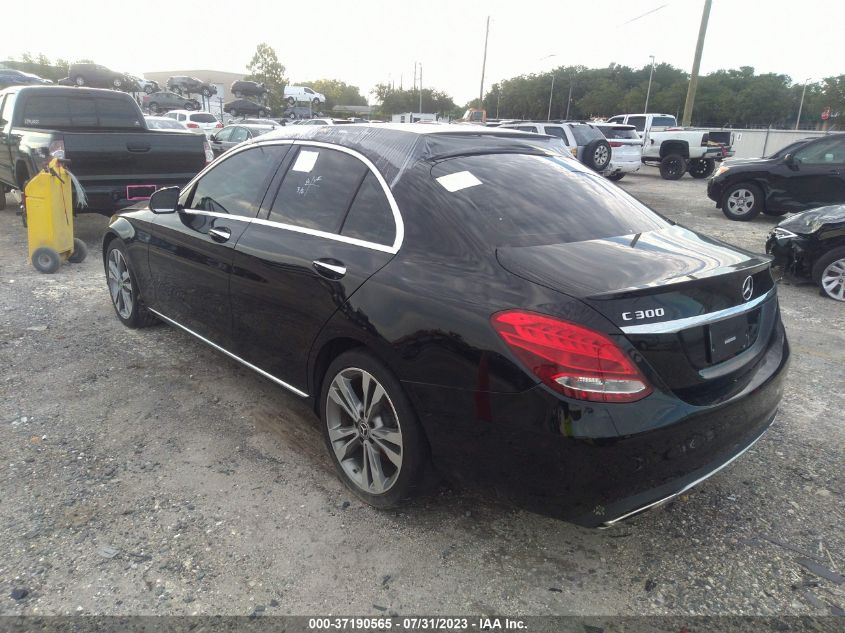 2017 MERCEDES-BENZ C-CLASS C 300 - 55SWF4JB7HU201325