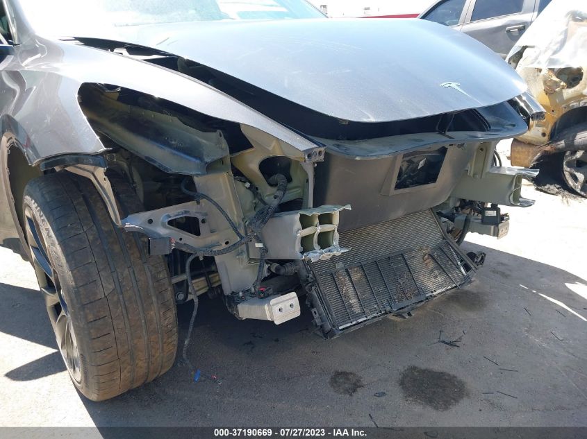 2021 TESLA MODEL Y LONG RANGE - 5YJYGAEE2MF192537