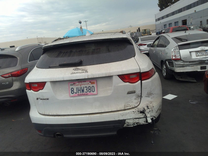 VIN SADCJ2FX5KA395630 2019 JAGUAR F-PACE 25T PREMIUM