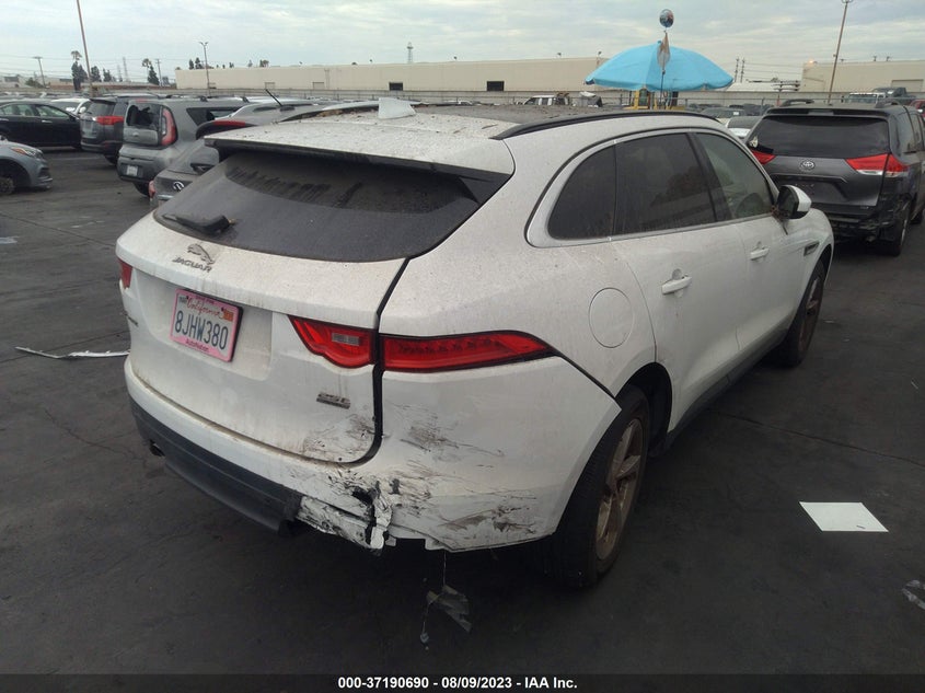 VIN SADCJ2FX5KA395630 2019 JAGUAR F-PACE 25T PREMIUM