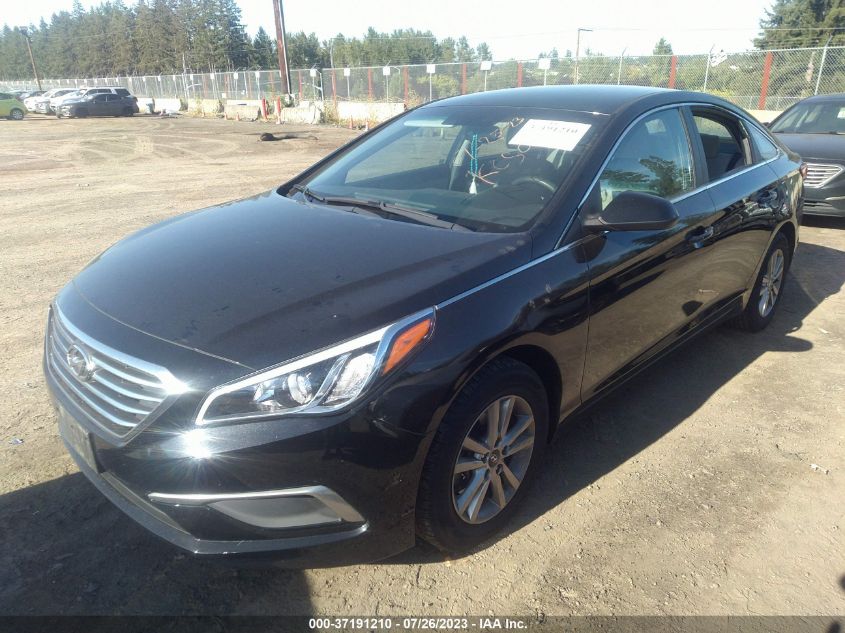 2017 HYUNDAI SONATA SE - 5NPE24AF6HH524925