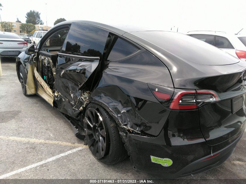 2023 TESLA MODEL Y - 7SAYGDEE4PA031290