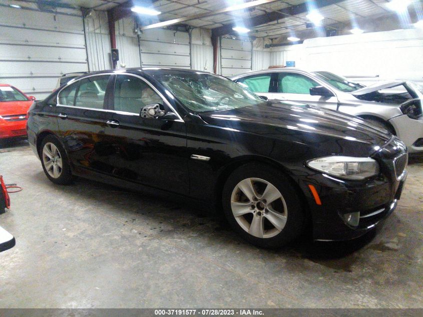 2013 BMW 528I XDRIVE - WBAXH5C54DD110685