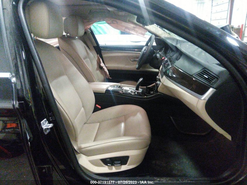 2013 BMW 528I XDRIVE - WBAXH5C54DD110685