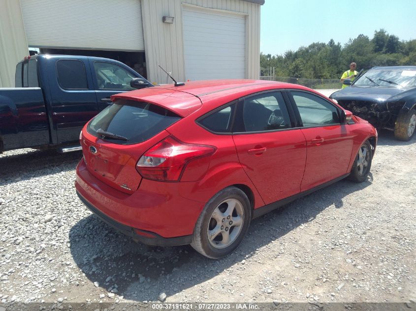 2014 FORD FOCUS SE - 1FADP3K24EL400295