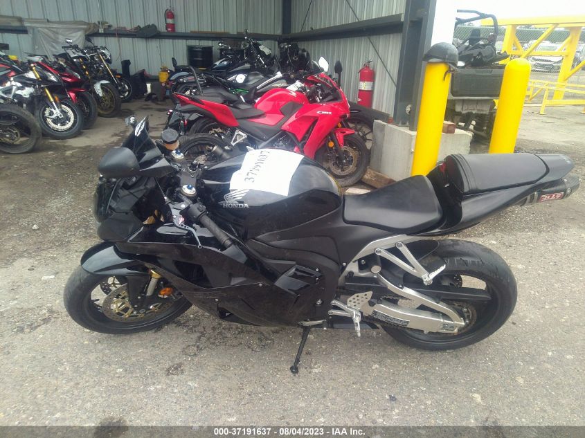 2012 HONDA CBR600 RR - JH2PC4002CK500982