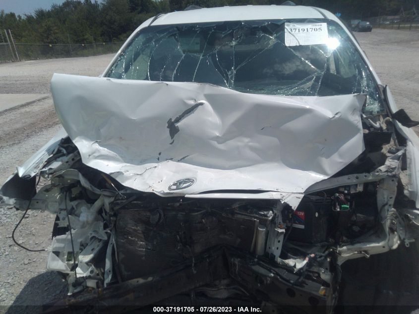 2015 TOYOTA SIENNA LE - 5TDKK3DC5FS563821