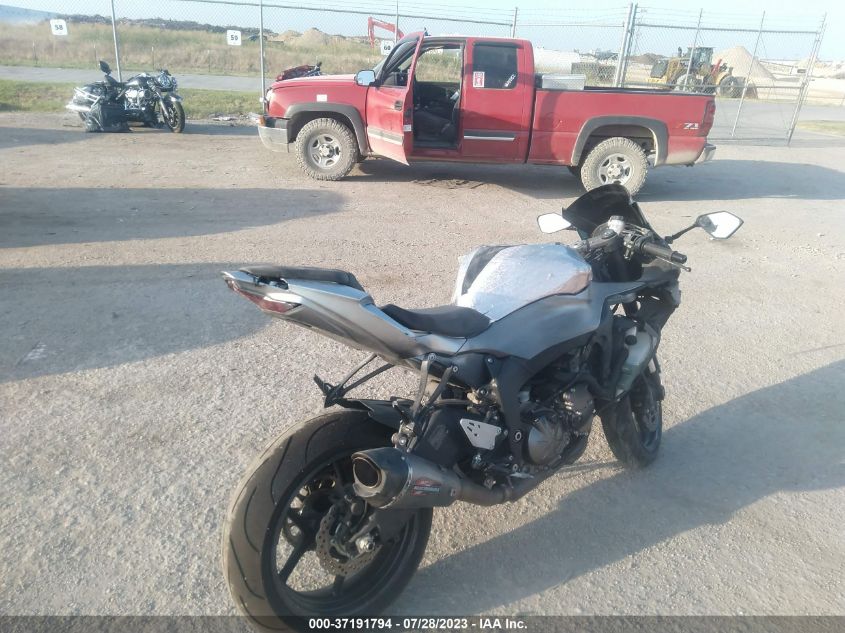 2021 KAWASAKI ZX636 K JKBZXJH13MA009299