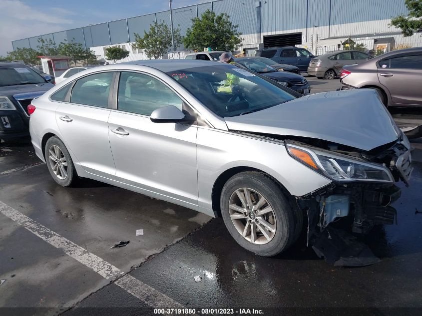 2015 HYUNDAI SONATA 2.4L SE - 5NPE24AFXFH009214