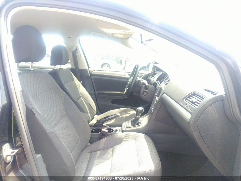 2016 VOLKSWAGEN GOLF SPORTWAGEN TSI S - 3VWC17AU6GM502651