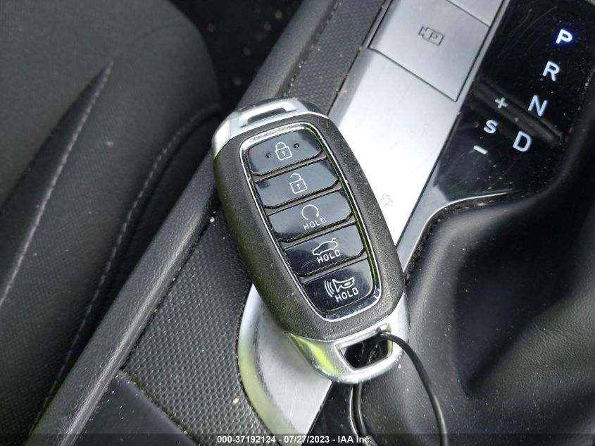 2021 HYUNDAI ELANTRA SEL - 5NPLM4AG6MH029192