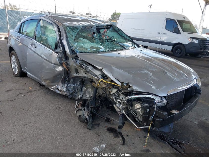 2013 CHRYSLER 200 TOURING - 1C3CCBBB2DN547377