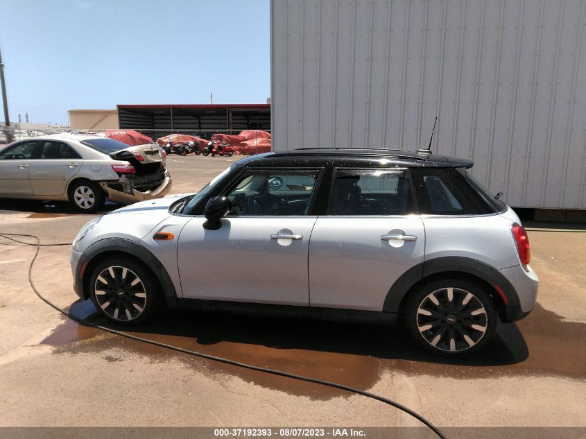 2016 MINI COOPER HARDTOP 4 DOOR WMWXU1C59G2D12333