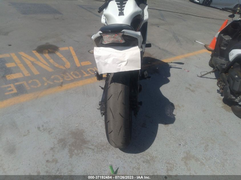2017 KAWASAKI EX650 J - JKAEXEJ10HDA00832