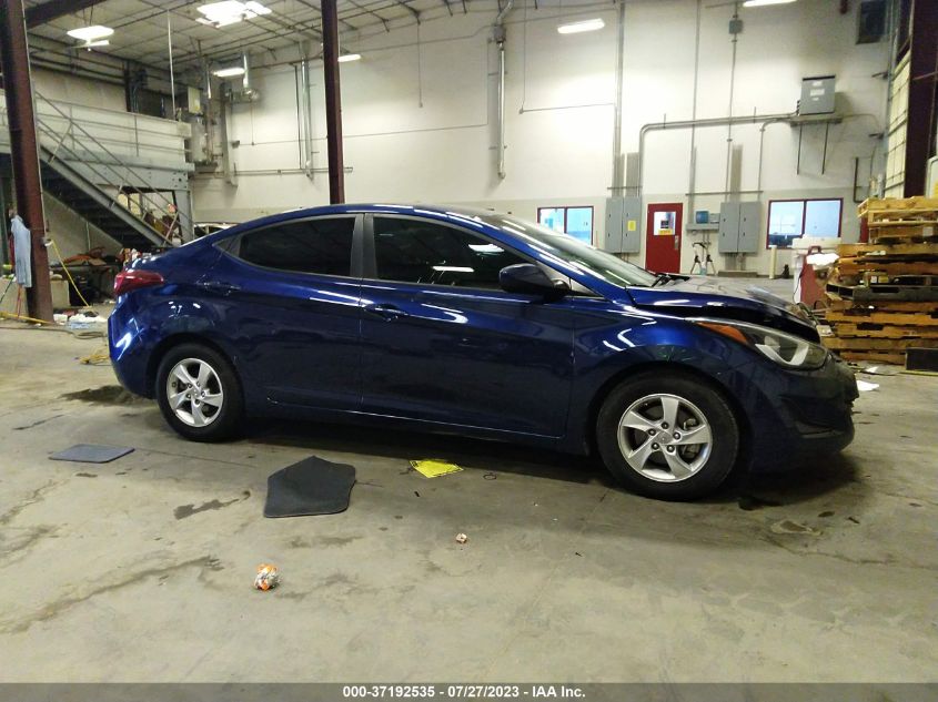 2015 HYUNDAI ELANTRA SE - 5NPDH4AE7FH645994