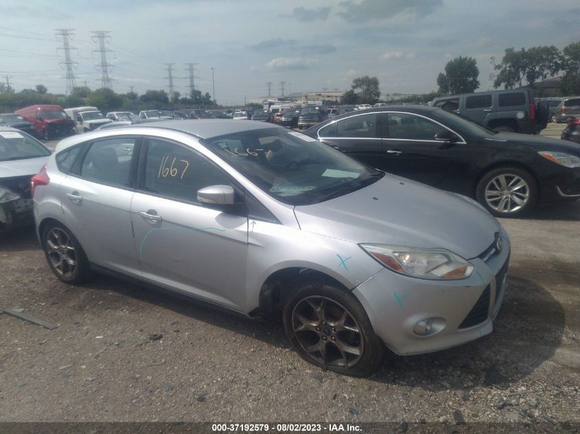 2014 FORD FOCUS SE - 1FADP3K28EL284177