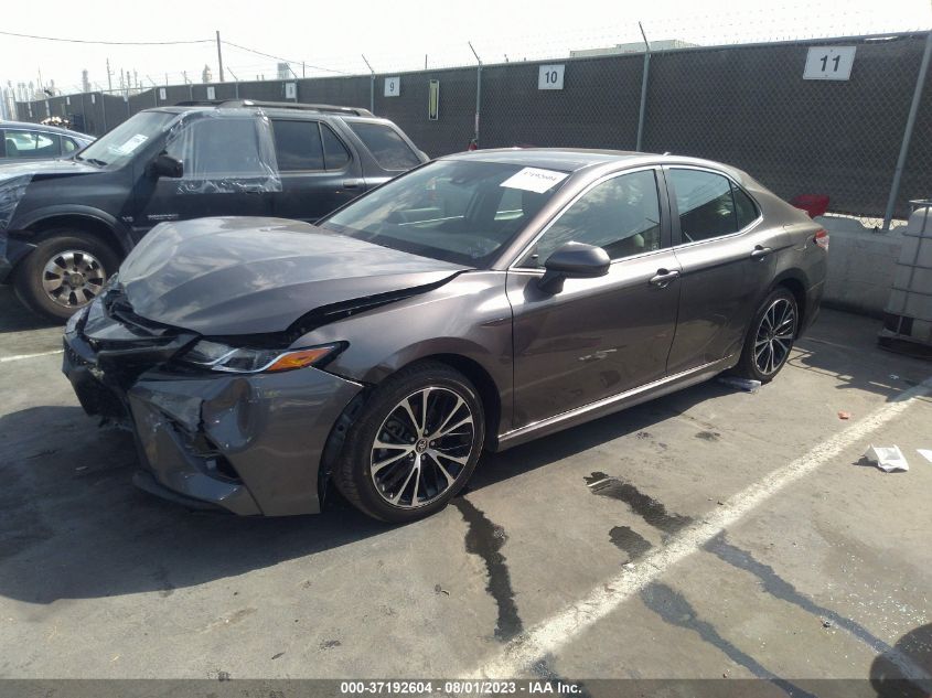 2020 TOYOTA CAMRY SE/SE NIGHT SHADE - 4T1G11AK7LU368234