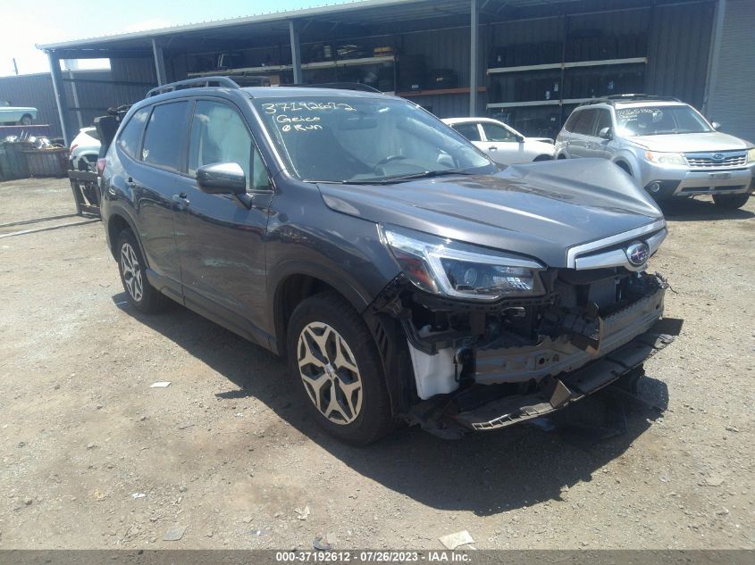 2021 SUBARU FORESTER PREMIUM - JF2SKAFC8MH513676