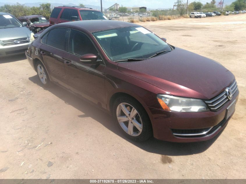 2014 VOLKSWAGEN PASSAT S - 1VWAPJA39EC012328