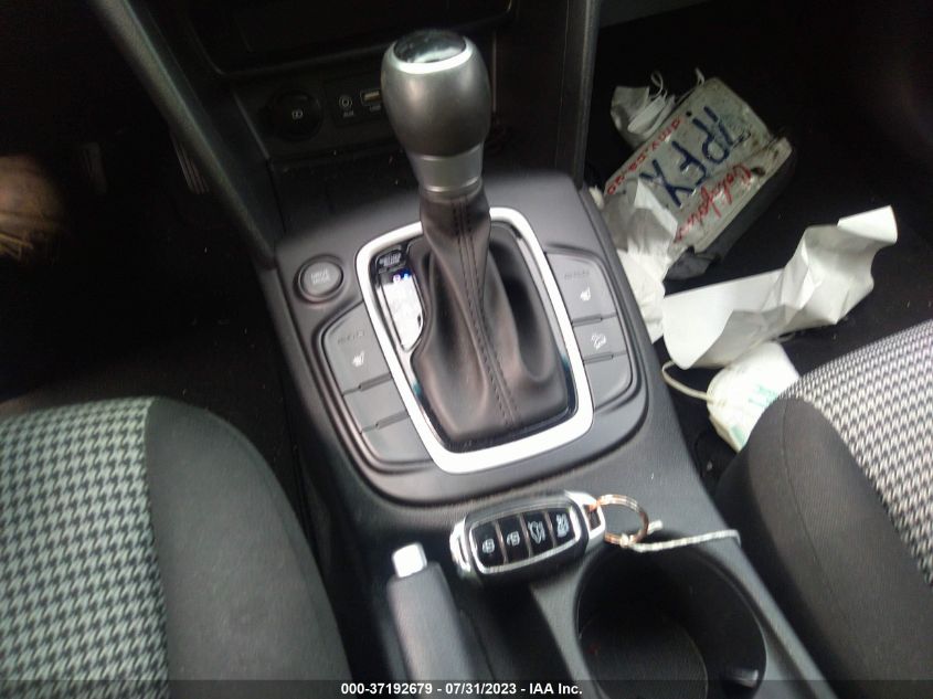 2020 HYUNDAI KONA SEL PLUS - KM8K62AA6LU585346