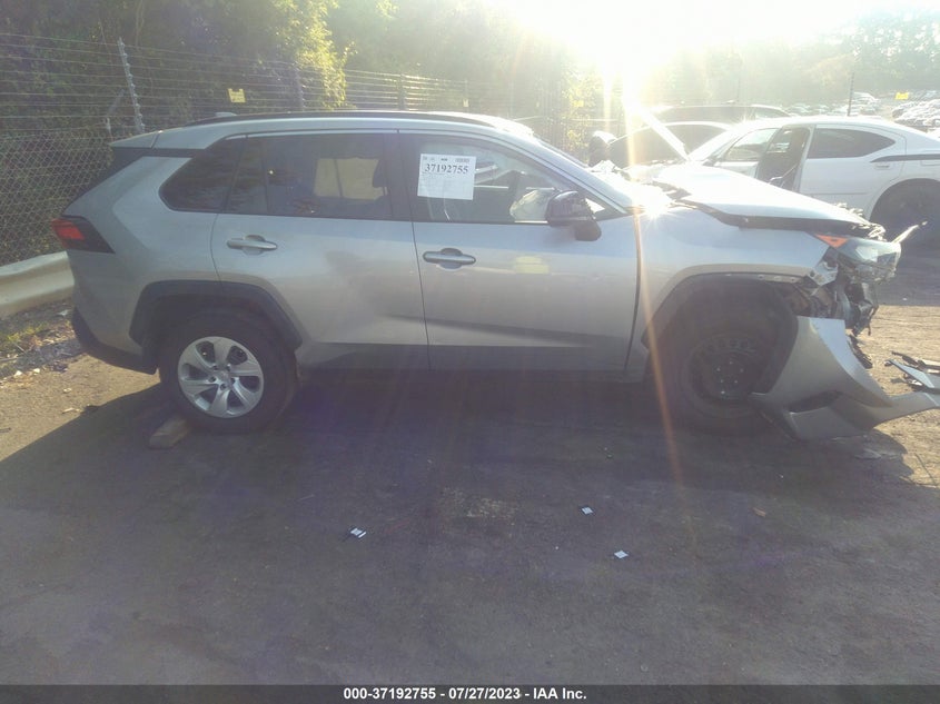 VIN 2T3H1RFV3KW045732 2019 TOYOTA RAV4 LE