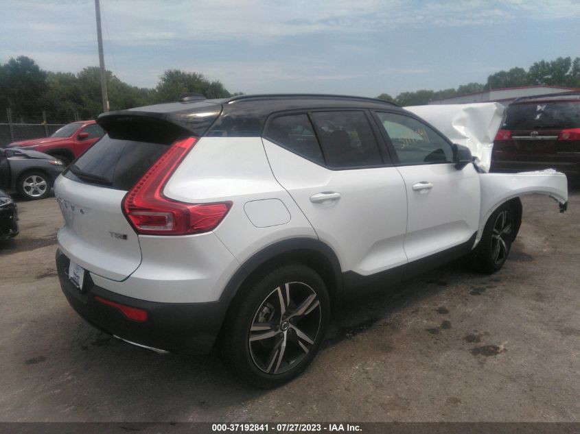 YV4162UM0L2314345 Volvo XC40 R-DESIGN 4