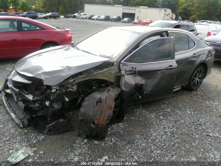 2021 TOYOTA CAMRY SE - 4T1G11AK6MU585629