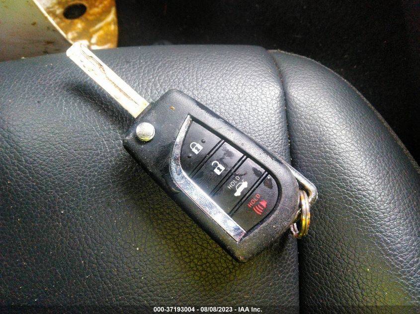 2021 TOYOTA CAMRY SE - 4T1G11AK6MU585629