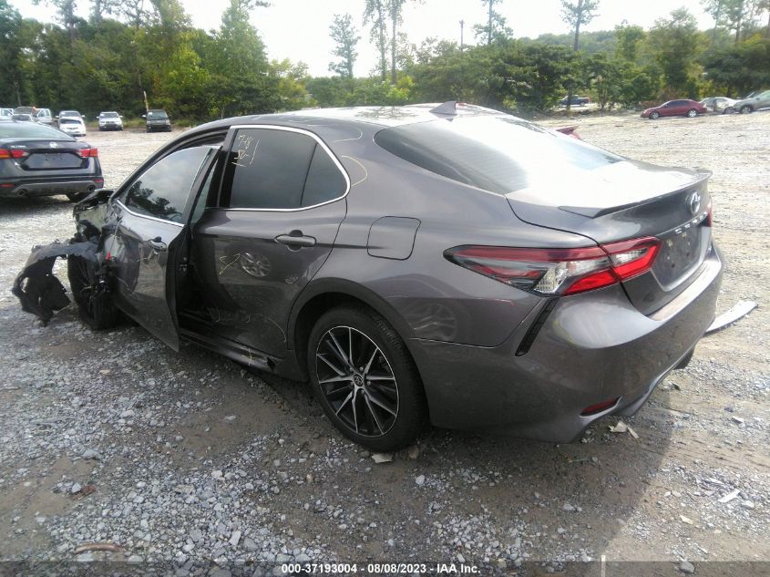 2021 TOYOTA CAMRY SE - 4T1G11AK6MU585629