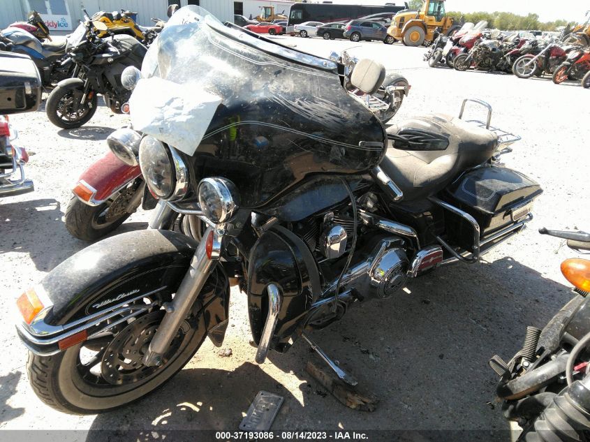 2007 HARLEY-DAVIDSON FLHTCUI 1HD1FC4107Y617982