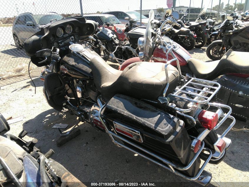 2007 HARLEY-DAVIDSON FLHTCUI 1HD1FC4107Y617982